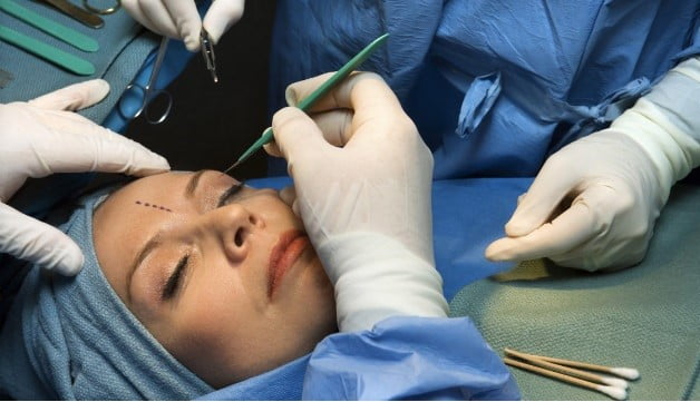 Plastic-Surgery